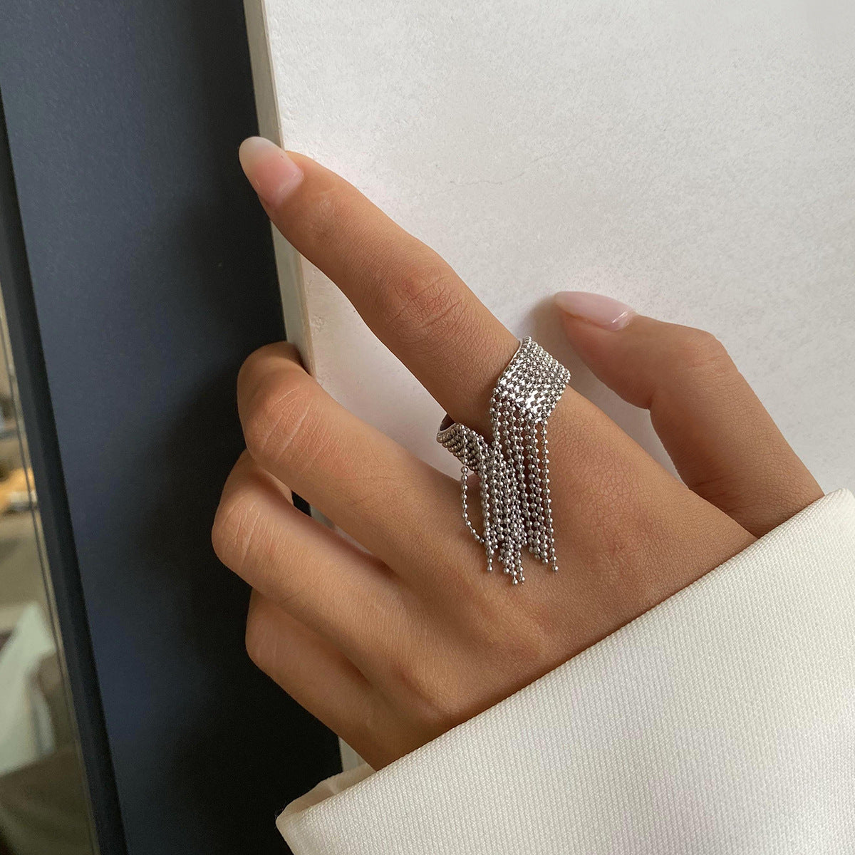 VALÉN Ring – Gold Tassel