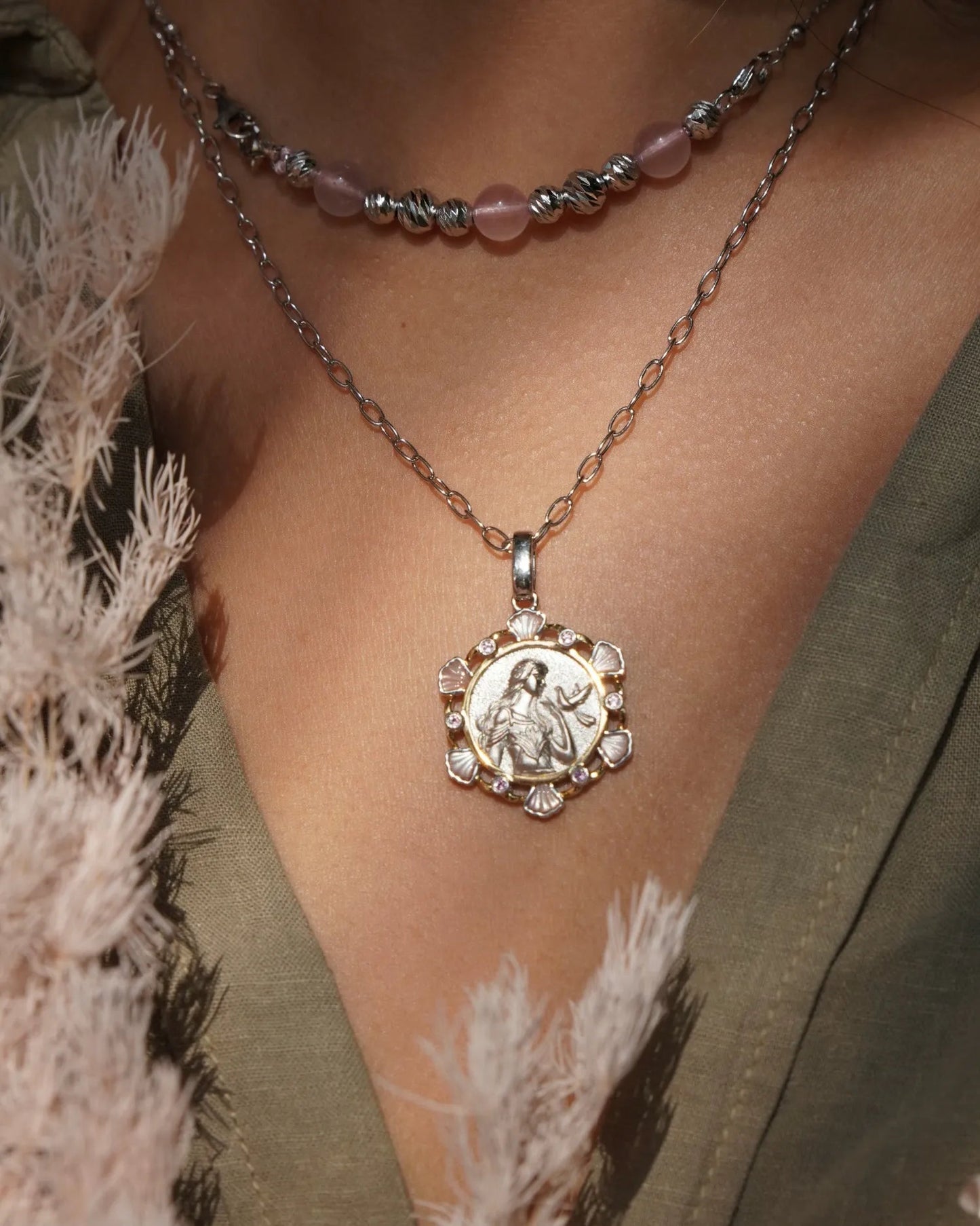 VALÉN — Aphrodite Shell Amulet · Treasure of Eternity