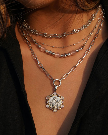 VALÉN — Aphrodite Shell Amulet · Treasure of Eternity