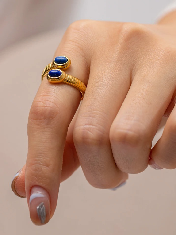 VALÉN Ring – Timeless Luxury