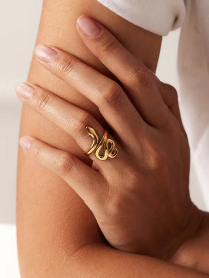 VALÉN Ring – Essential Luxury