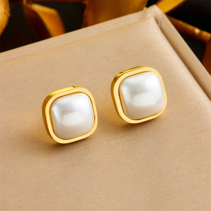 VALÉN — Modern Fan & Square Pearl Earring