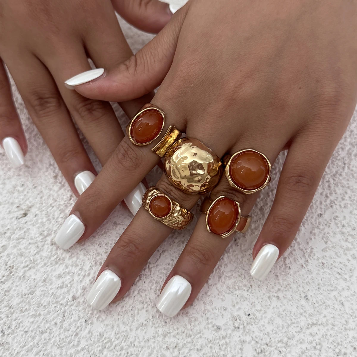 Valén – Bold Luxury in 5 Adjustable Rhinestone Rings