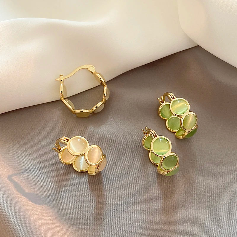 Valén – Iridescent Elegance in White & Green Opal Hoops