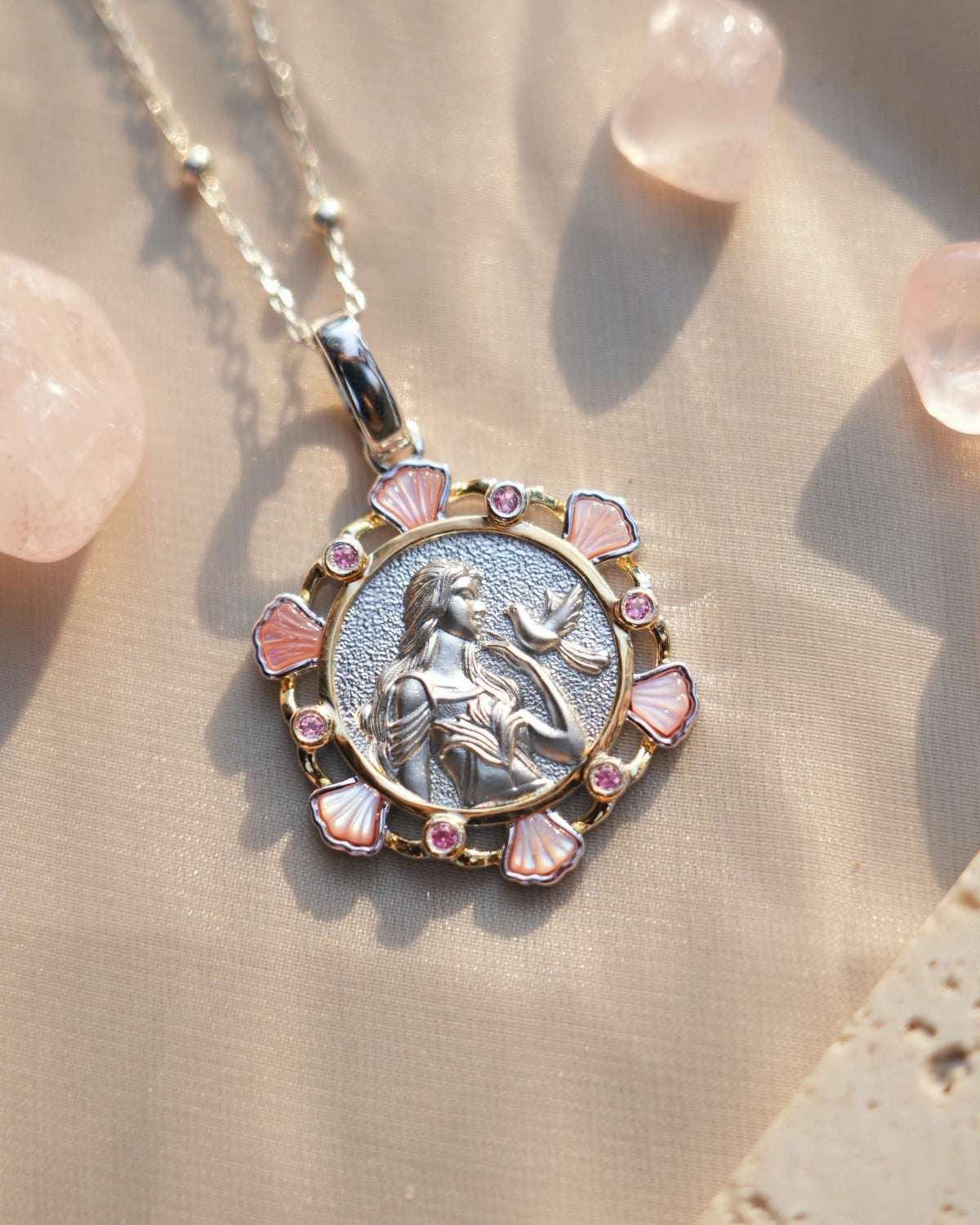 VALÉN — Aphrodite Shell Amulet · Treasure of Eternity